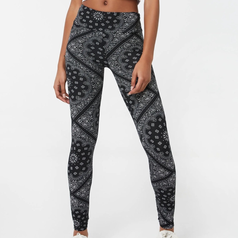 Ardene Super Soft Bandana Leggings
